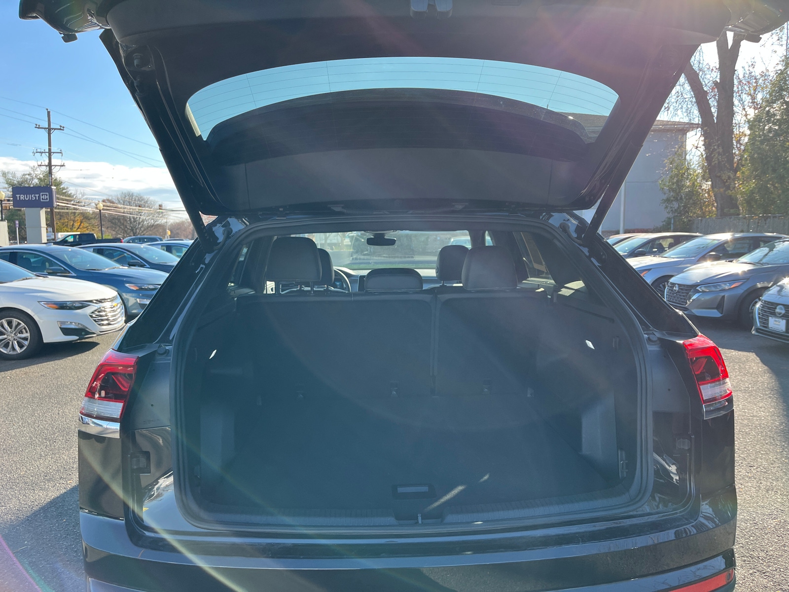 Thumbnail: 2025 Volkswagen Atlas - 6