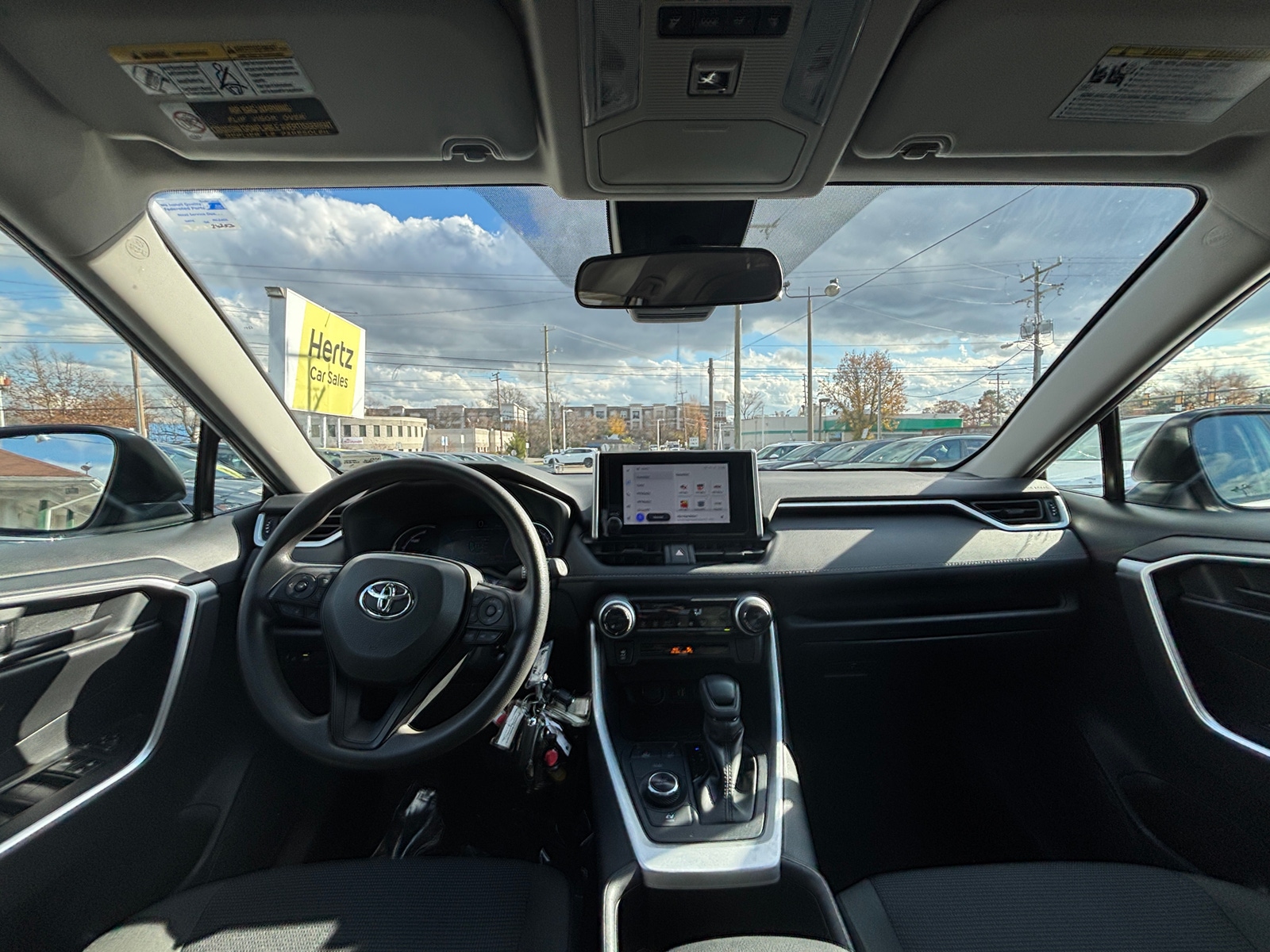 Thumbnail: 2025 Toyota RAV4 - 3