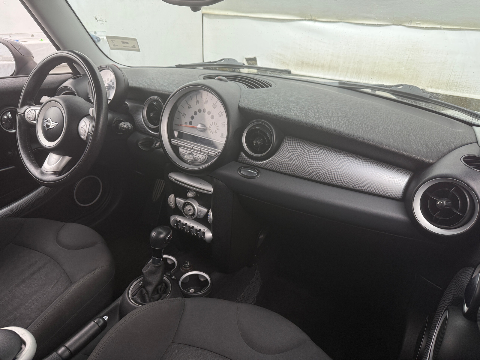 Thumbnail: 2009 MINI Cooper Hardtop - 2