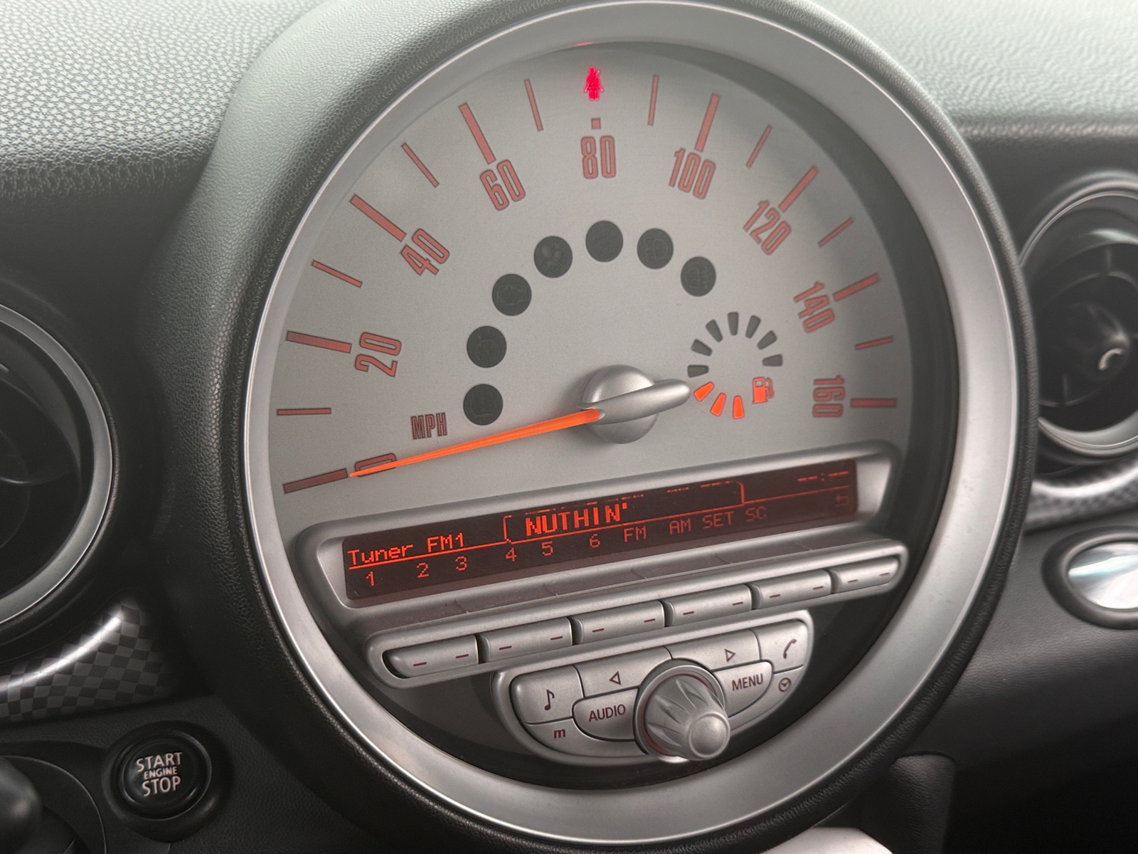 Thumbnail: 2009 MINI Cooper Hardtop - 3