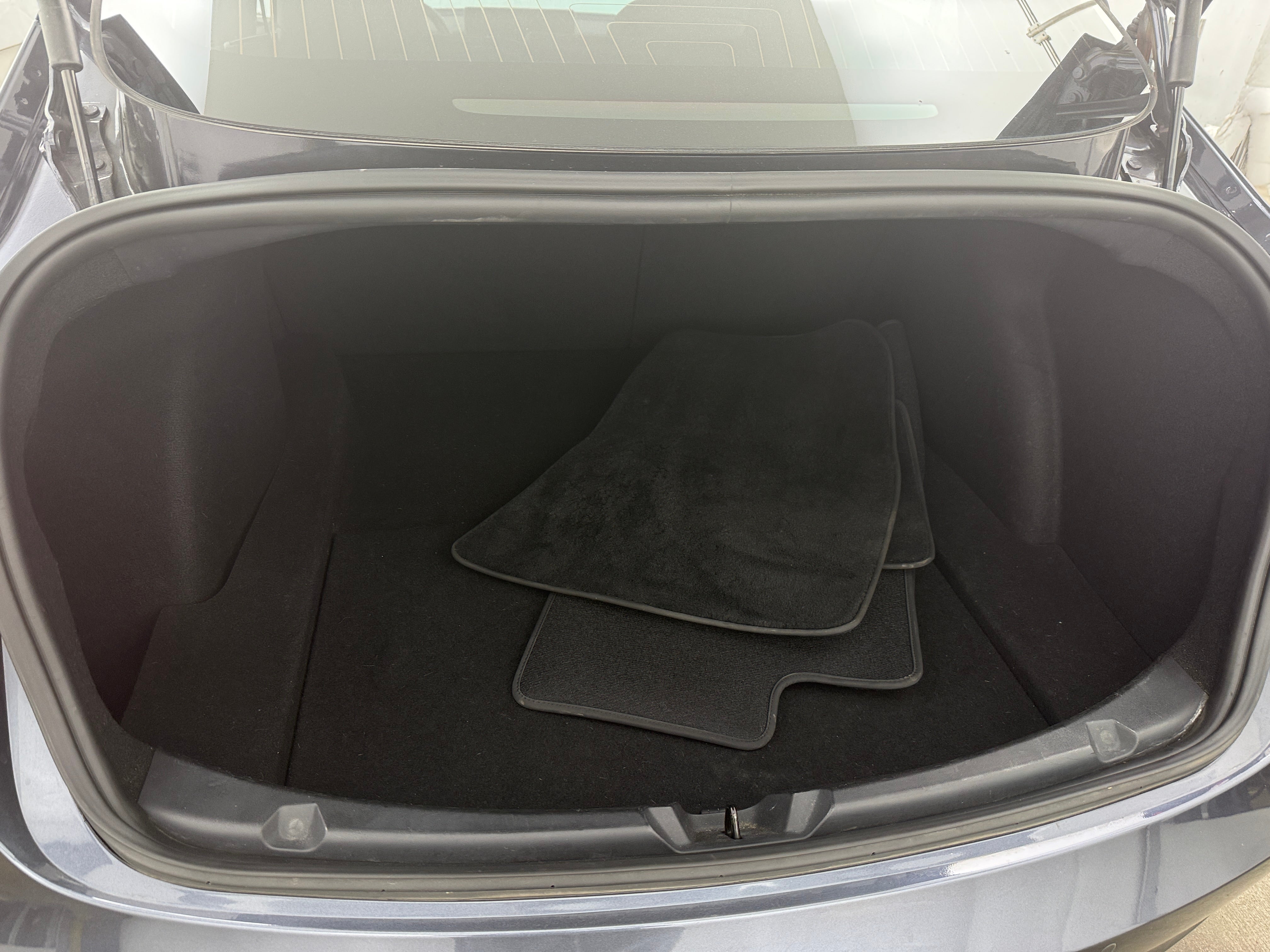 Used 2018 Tesla Model 3 Long Range with VIN 5YJ3E1EA7JF059104 for sale in Oak Creek, WI