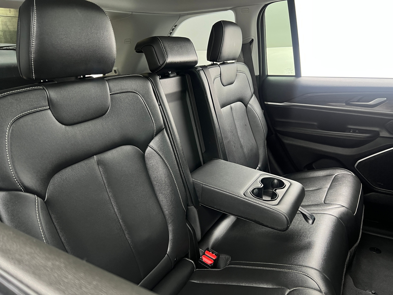 Thumbnail: 2023 Jeep Grand Cherokee - 5