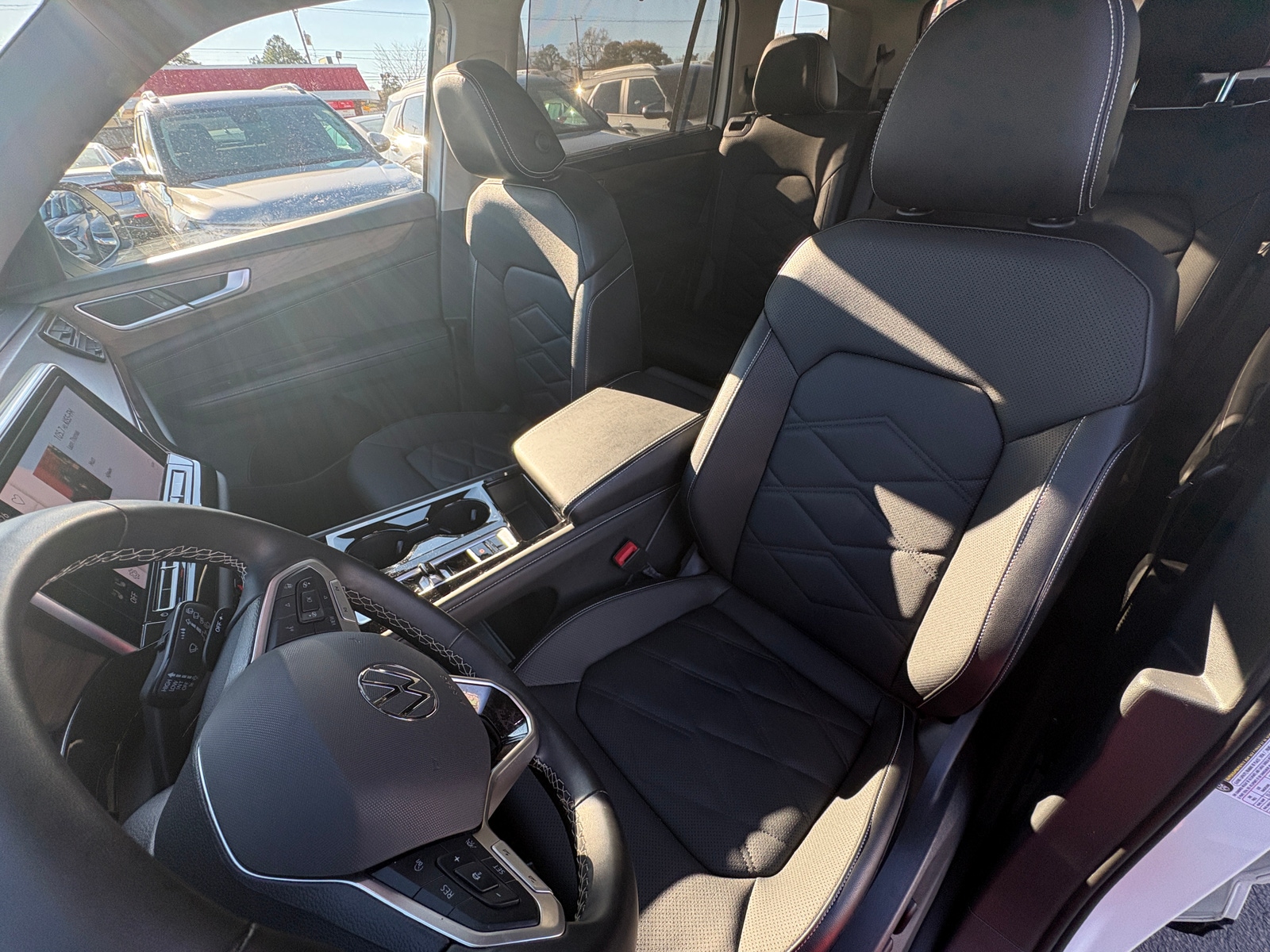 Thumbnail: 2025 Volkswagen Atlas - 2