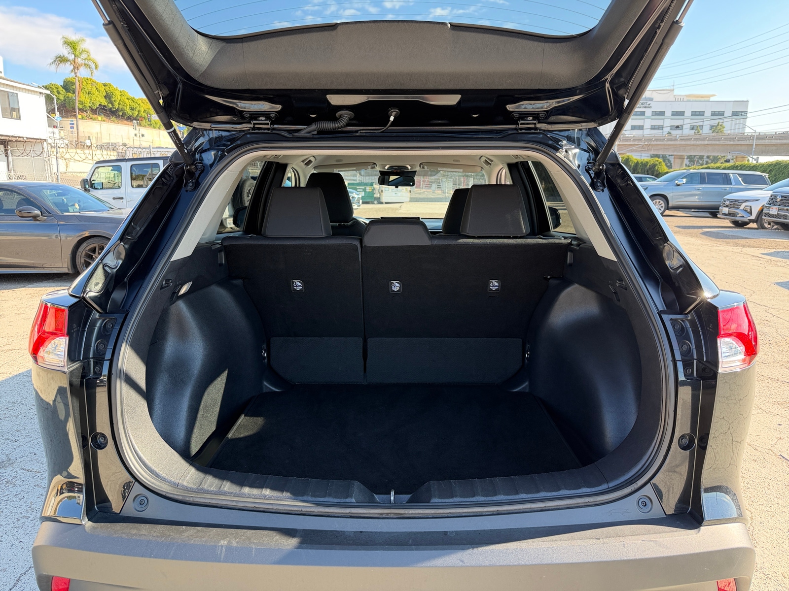 Thumbnail: 2025 Toyota Corolla Cross - 6