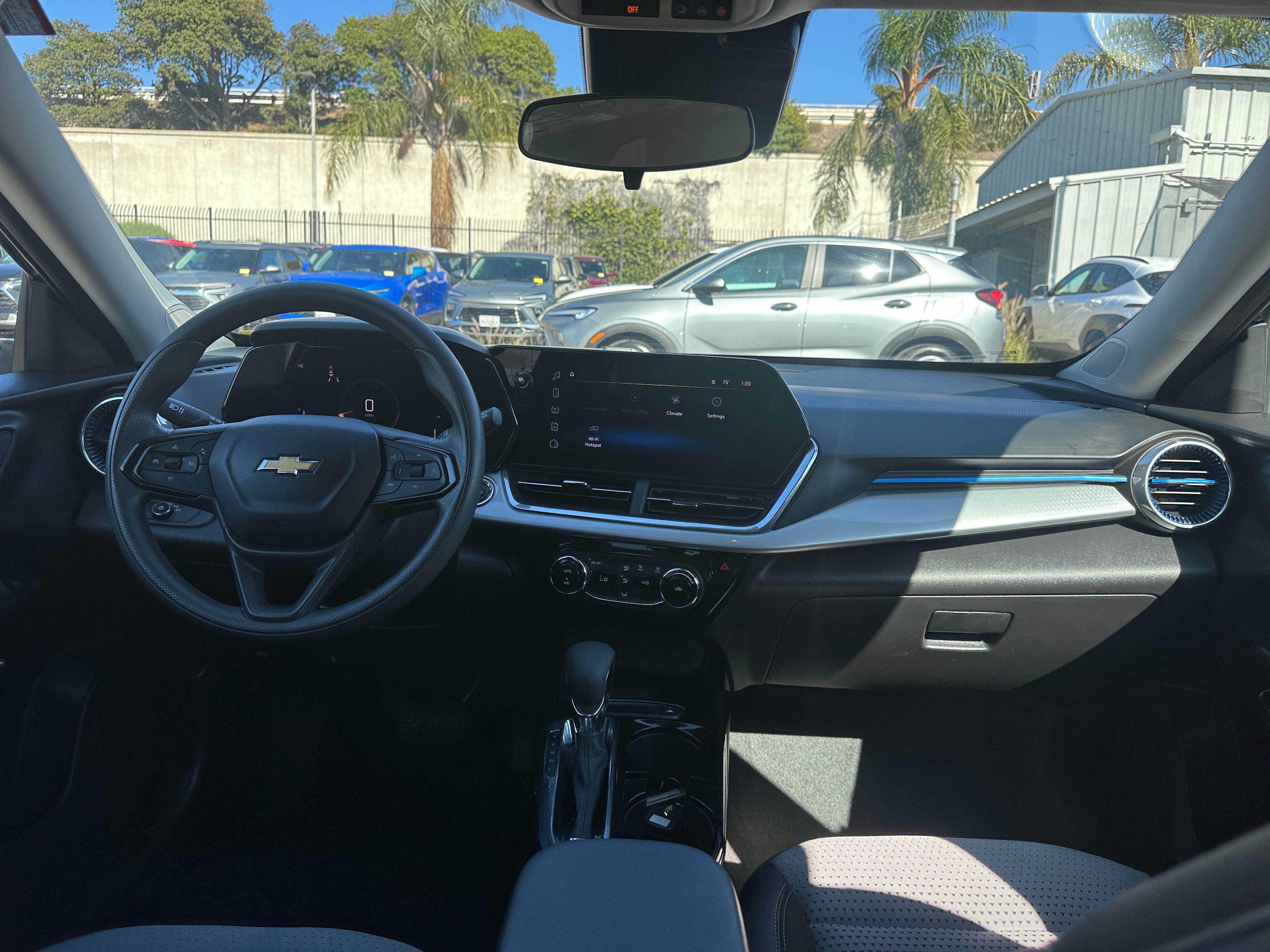 Thumbnail: 2025 Chevrolet Trax - 3