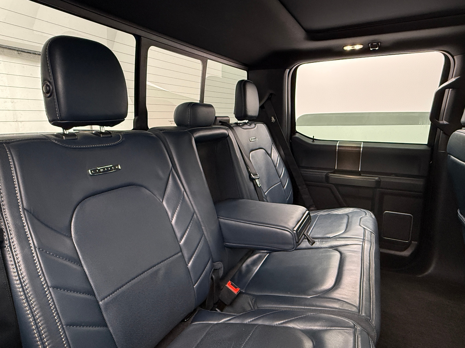 Thumbnail: 2018 Ford Econoline - 5