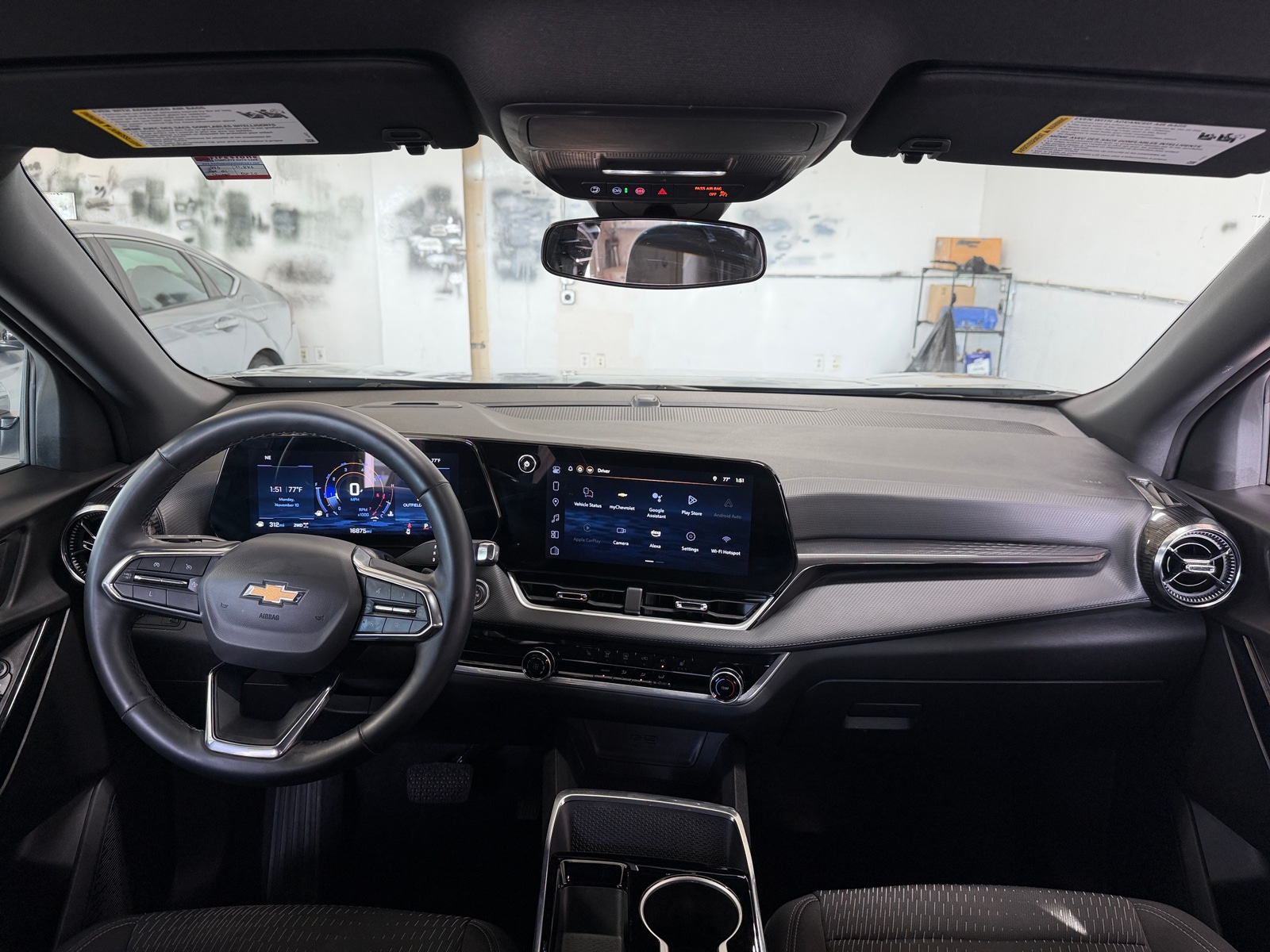 Thumbnail: 2025 Chevrolet Equinox - 3