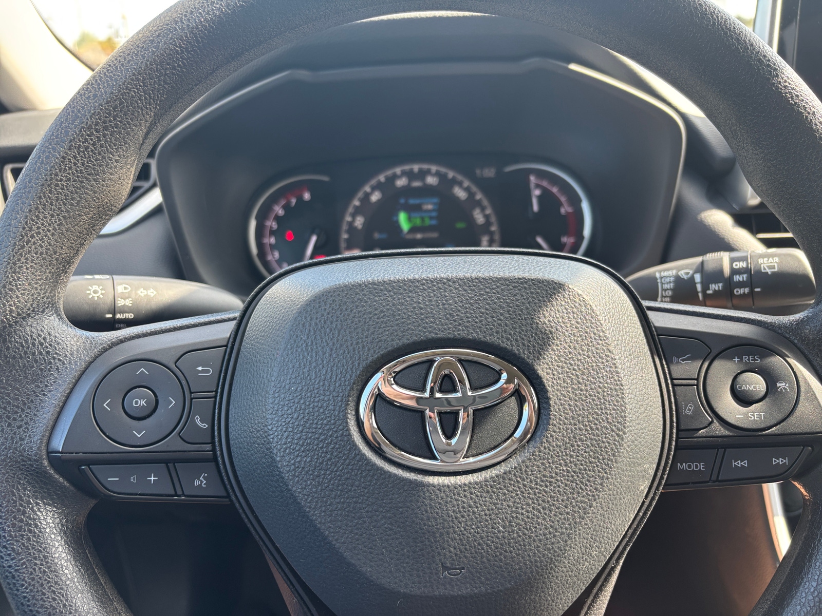 Thumbnail: 2025 Toyota RAV4 - 5