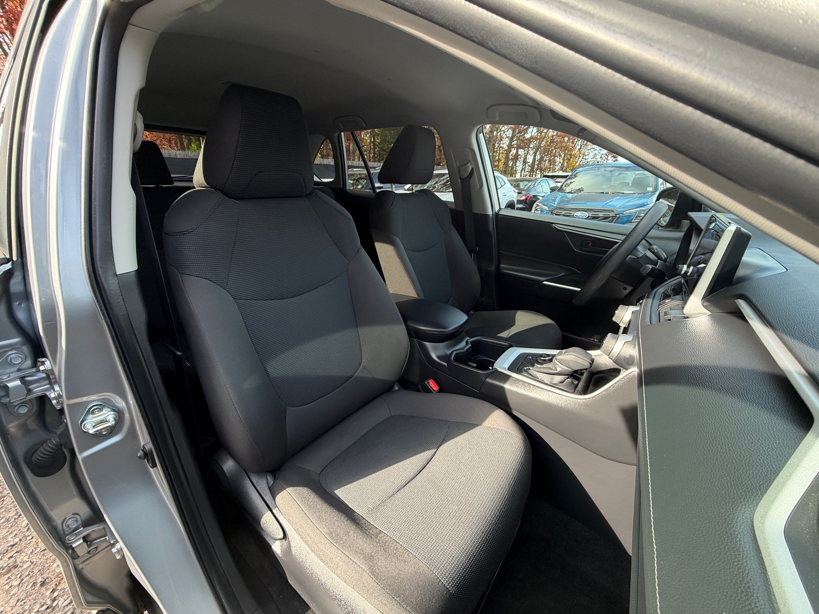 Thumbnail: 2025 Toyota RAV4 - 2