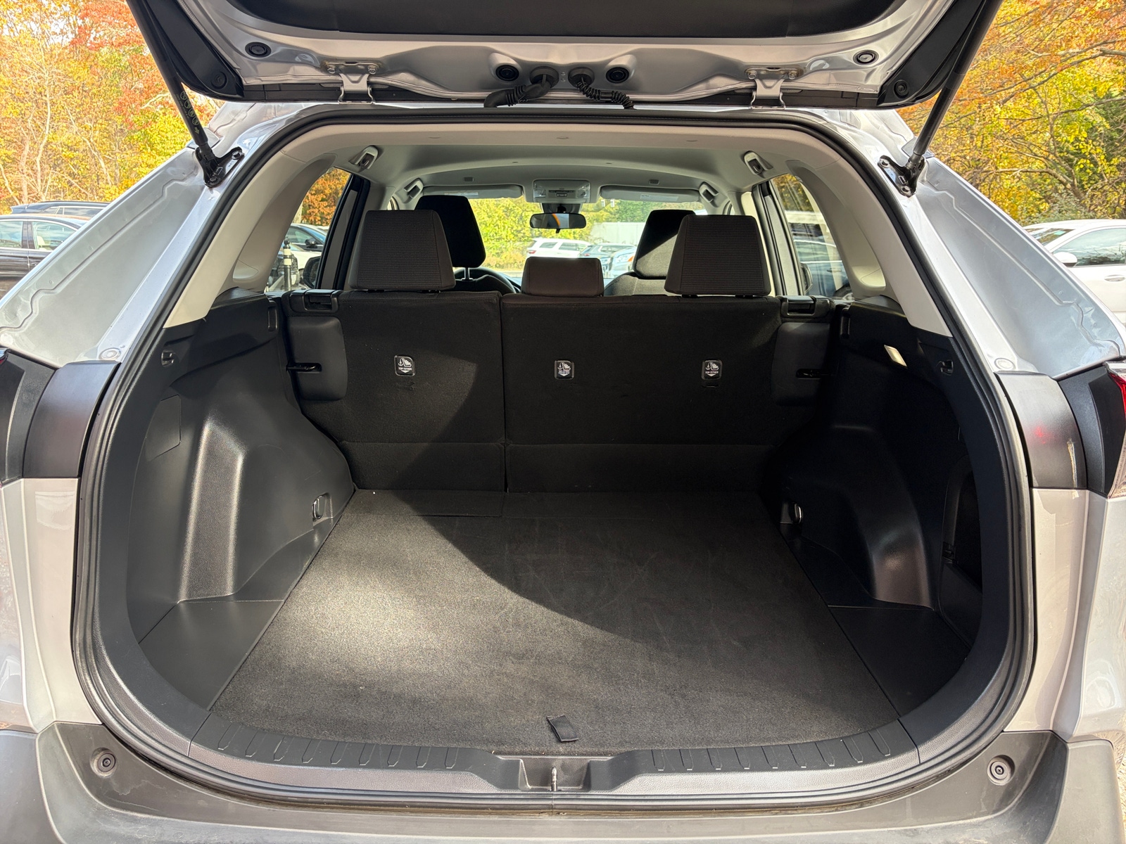 Thumbnail: 2025 Toyota RAV4 - 6