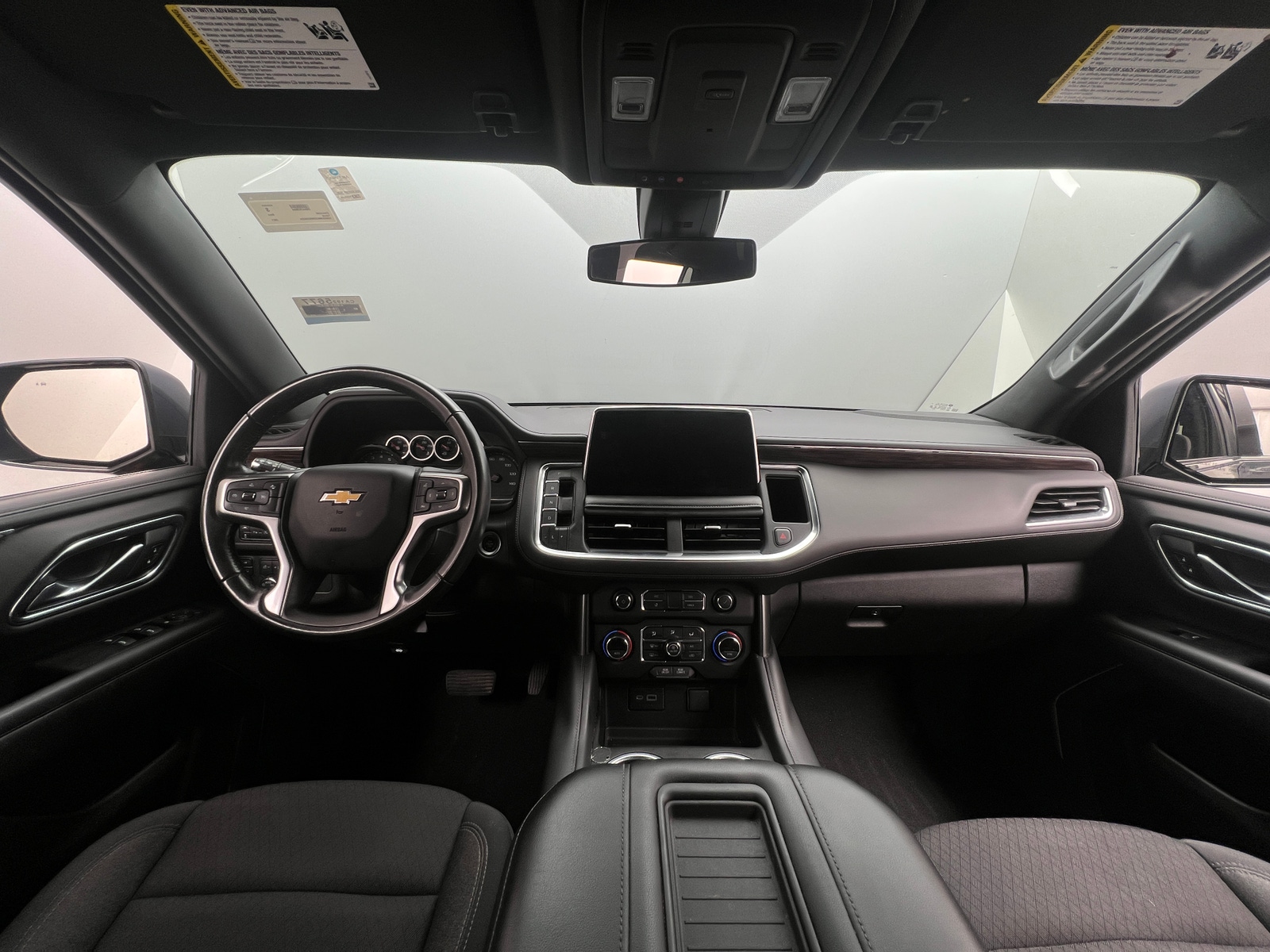 Thumbnail: 2021 Chevrolet Tahoe - 3