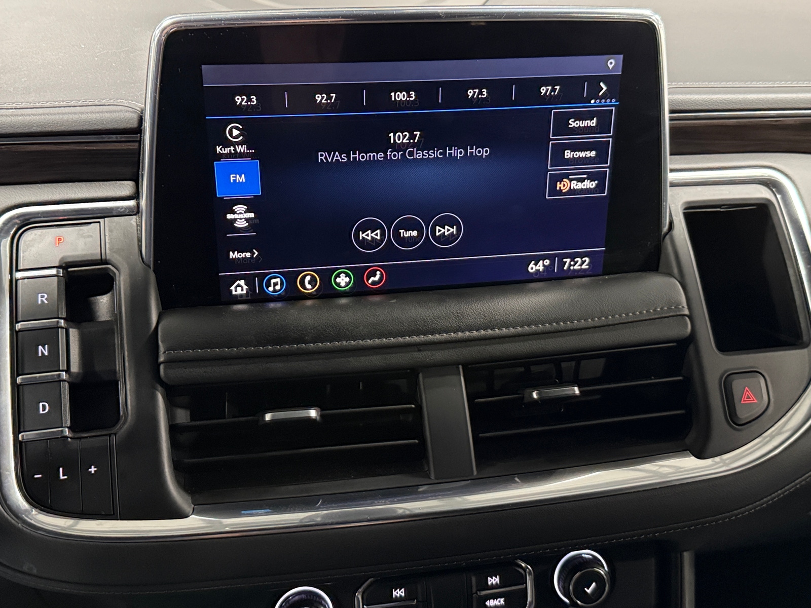 Thumbnail: 2021 Chevrolet Tahoe - 4