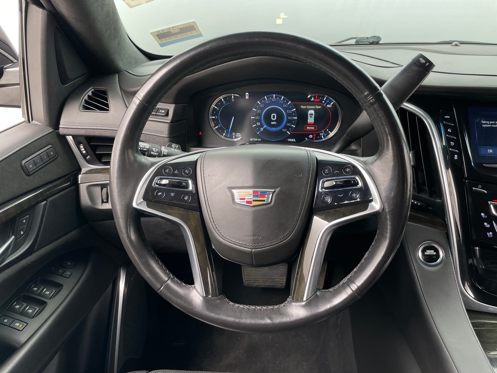 Thumbnail: 2019 Cadillac Escalade - 4