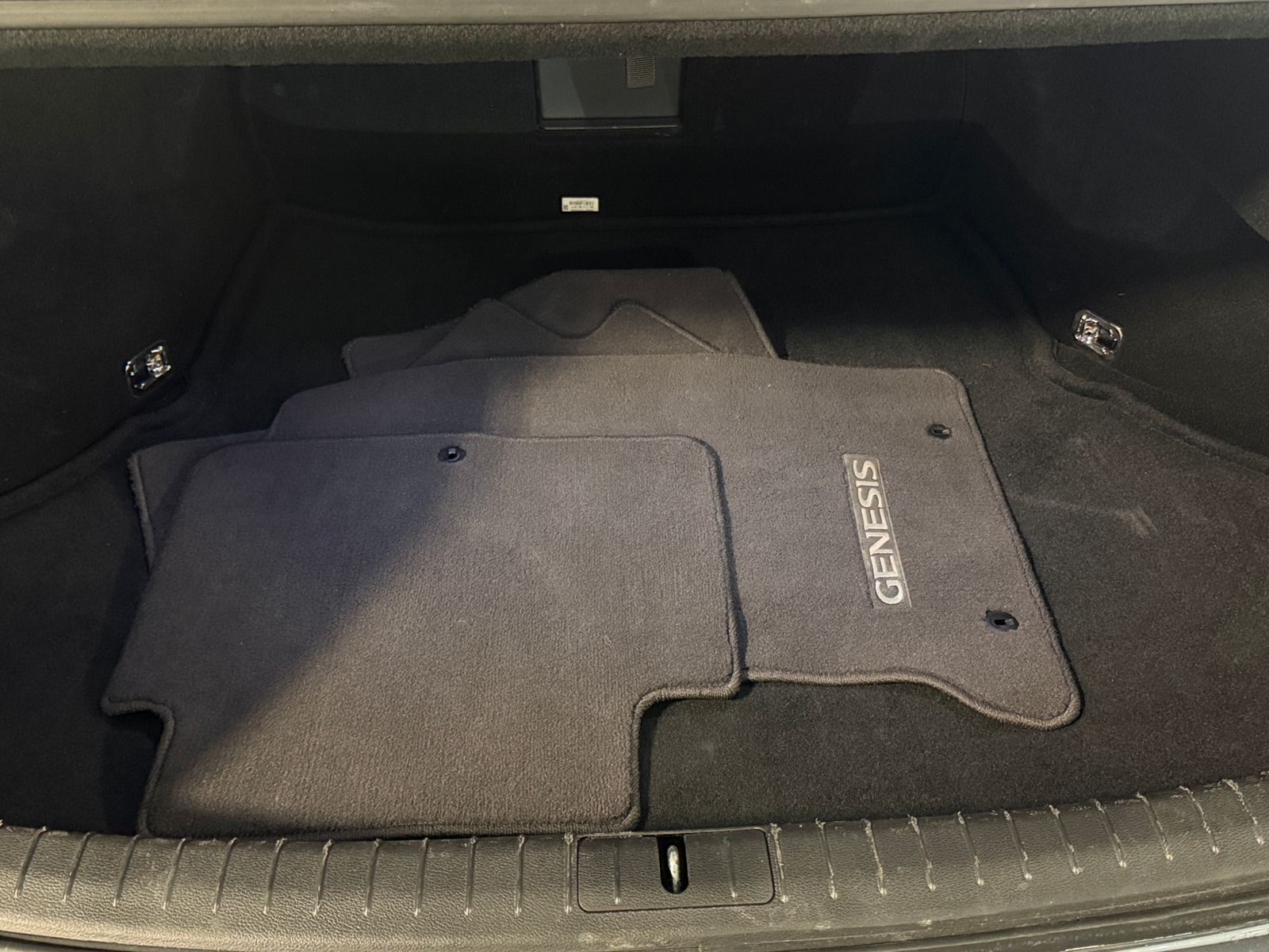 Thumbnail: 2015 Hyundai Genesis - 6