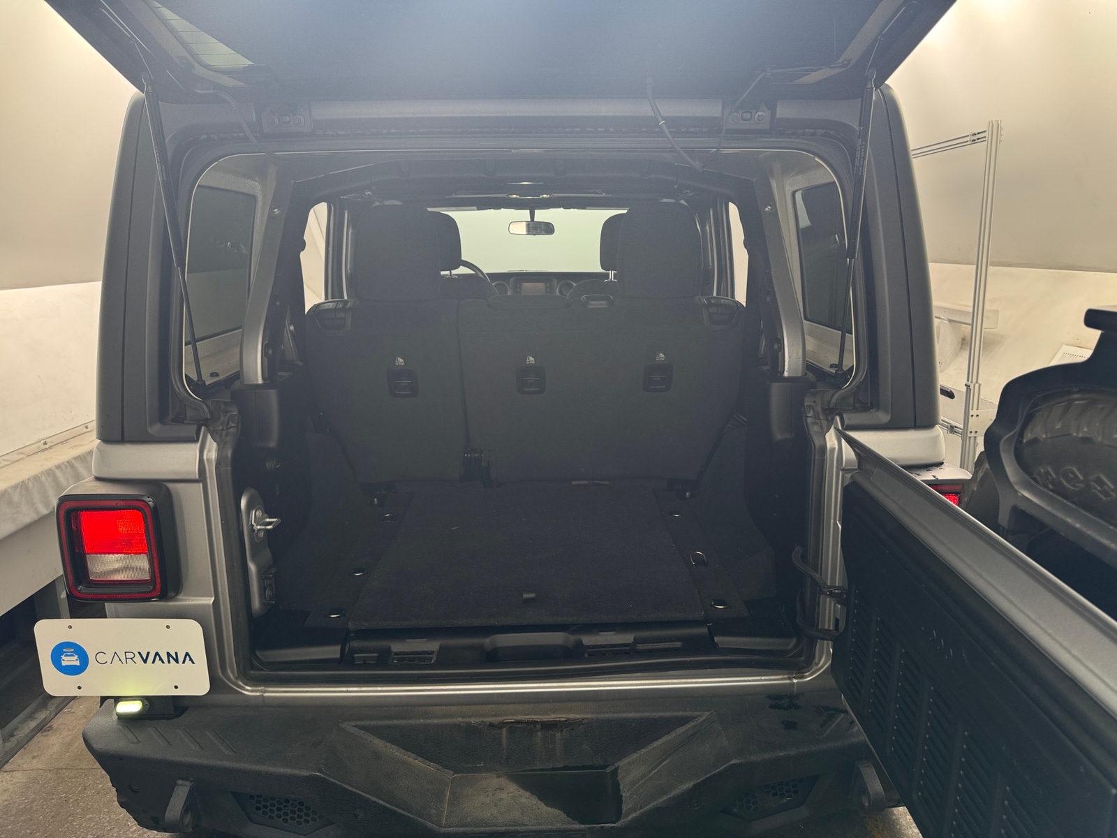 Thumbnail: 2020 Jeep Wrangler - 7