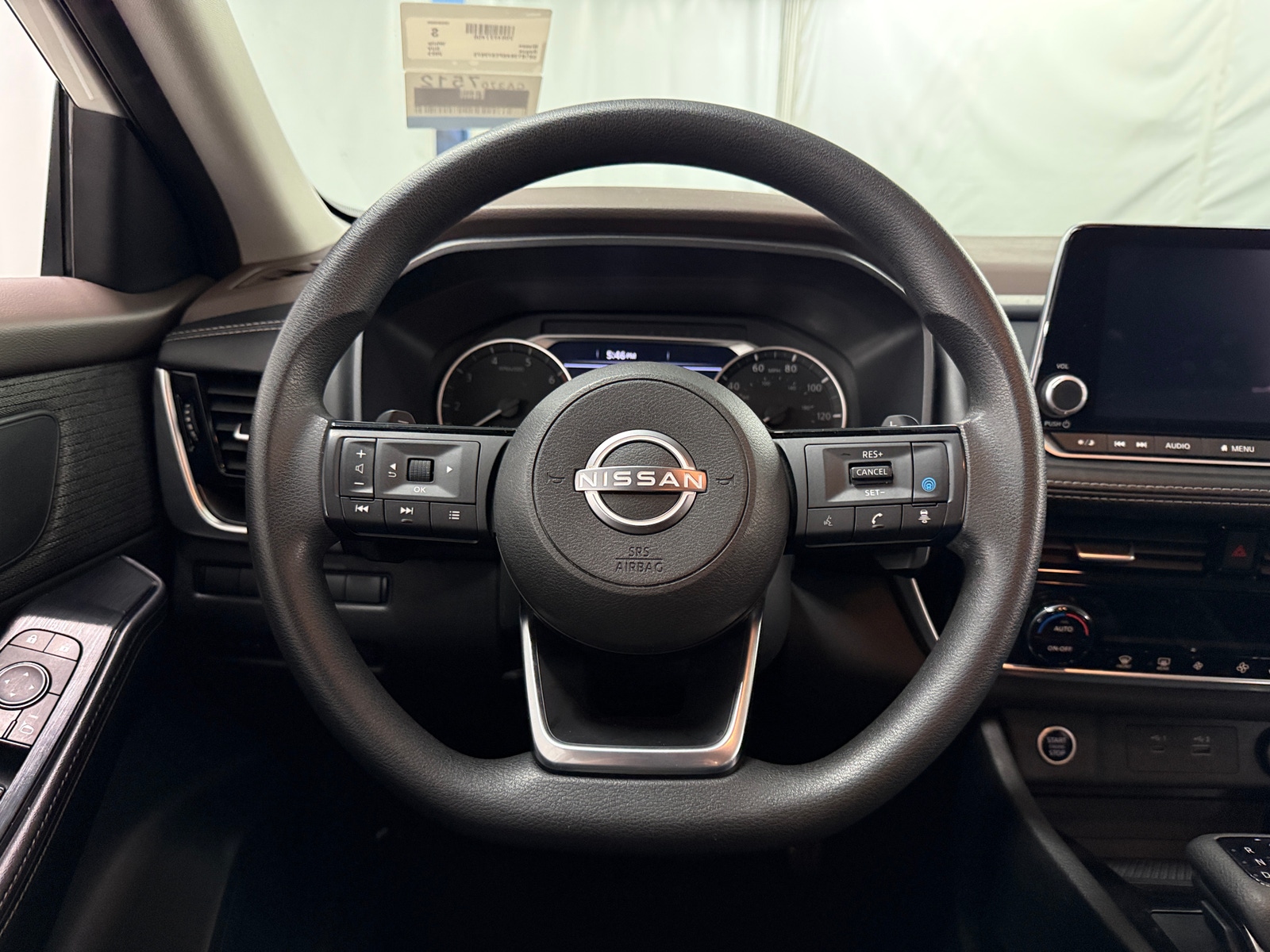 Thumbnail: 2023 Nissan Rogue - 5