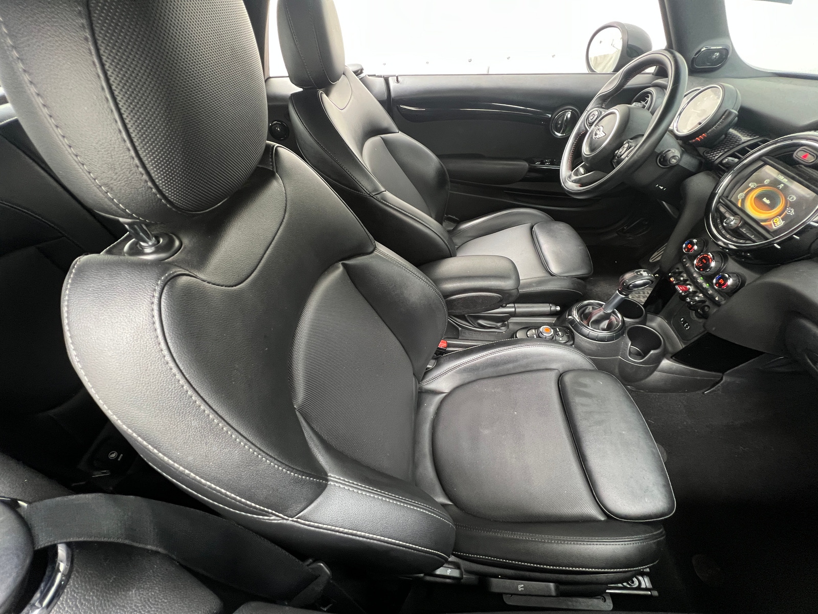 Thumbnail: 2017 MINI Cooper Convertible - 2