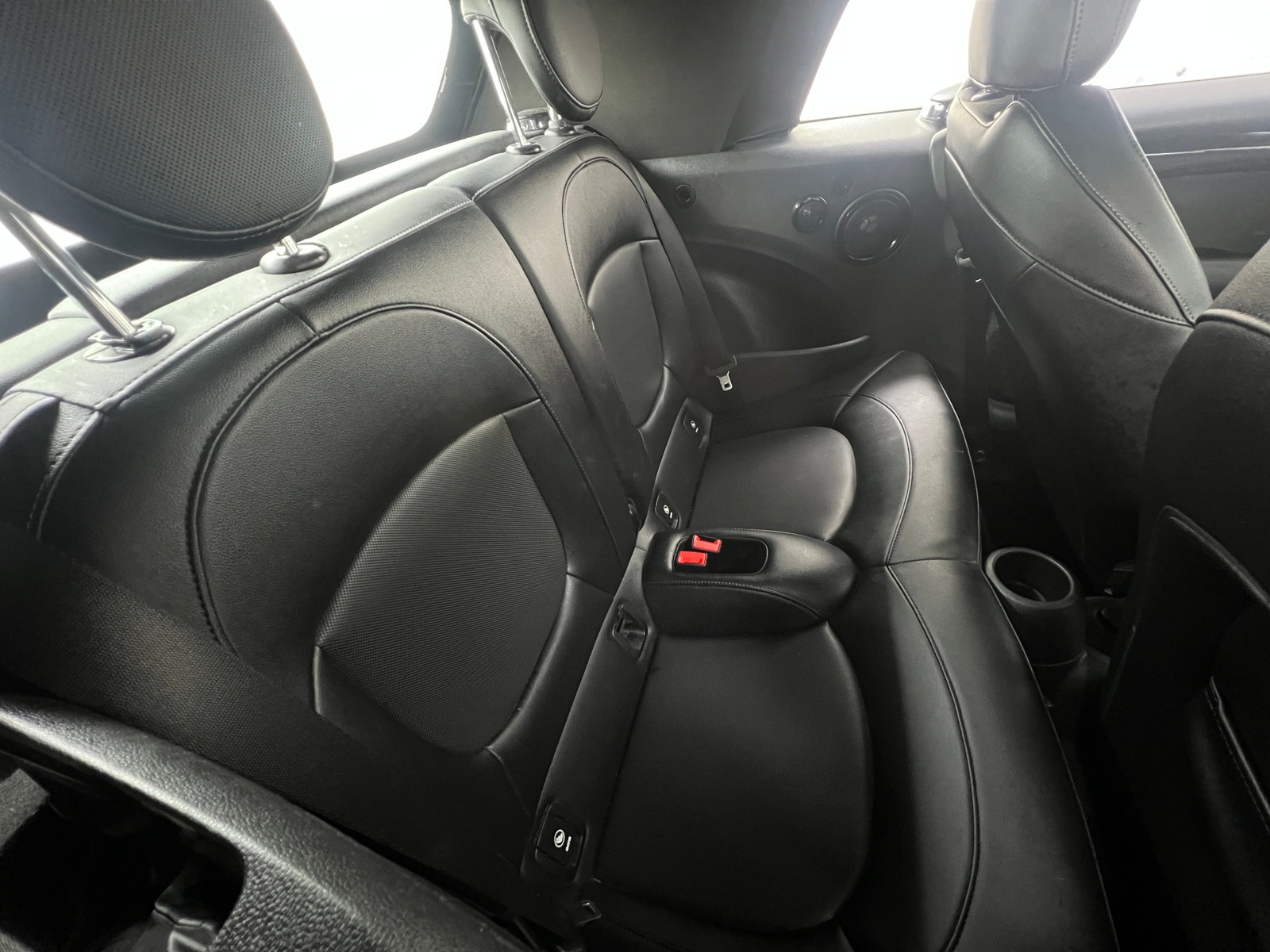 Thumbnail: 2017 MINI Cooper Convertible - 6