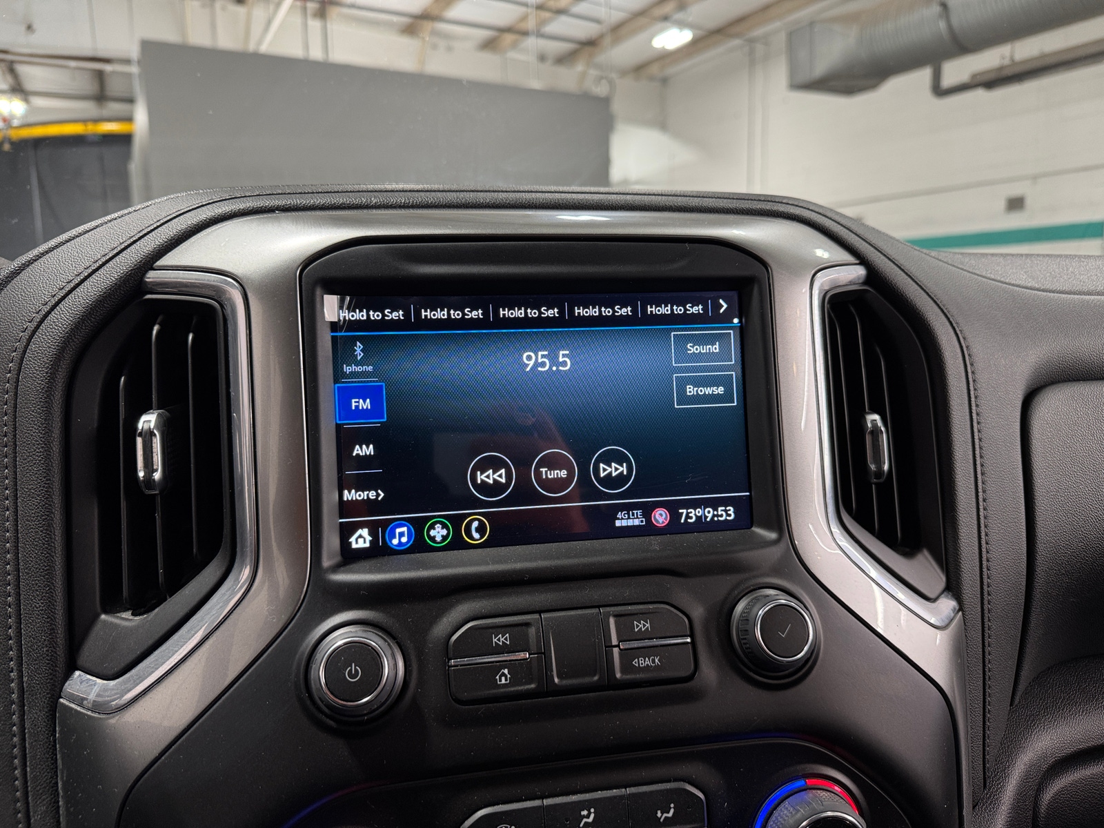 Thumbnail: 2021 Chevrolet Silverado 1500 - 4