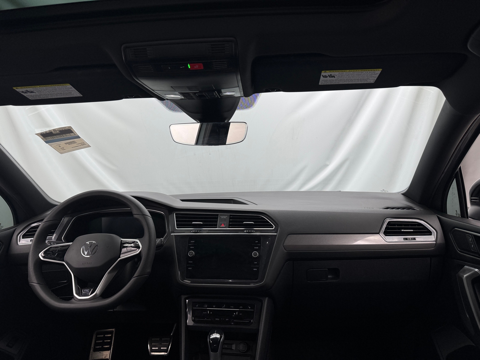 Thumbnail: 2022 Volkswagen Tiguan - 2