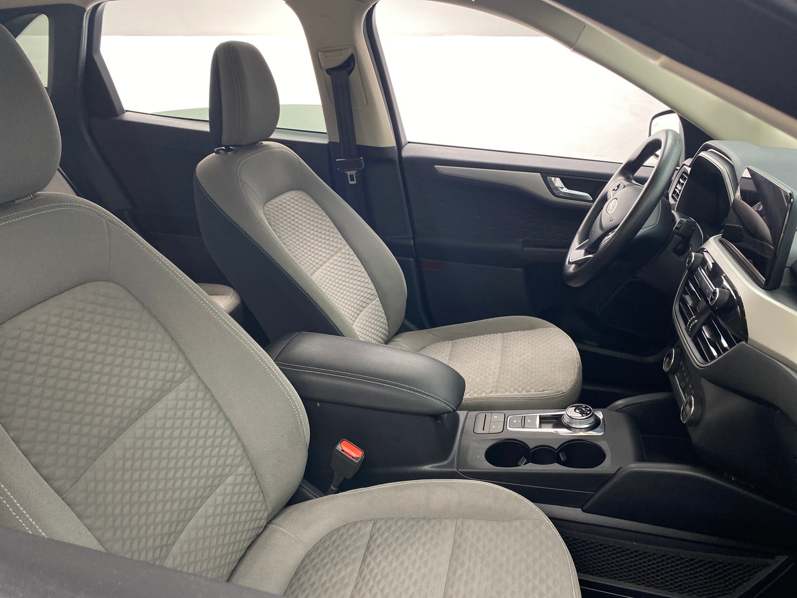 Thumbnail: 2020 Ford Escape - 2