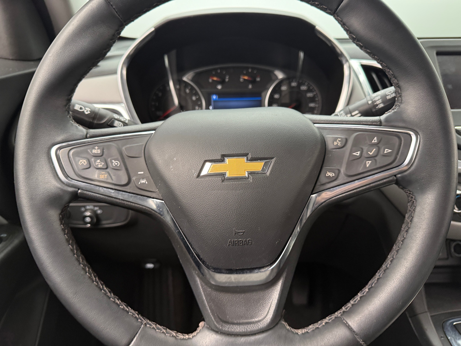 Thumbnail: 2023 Chevrolet Equinox - 5