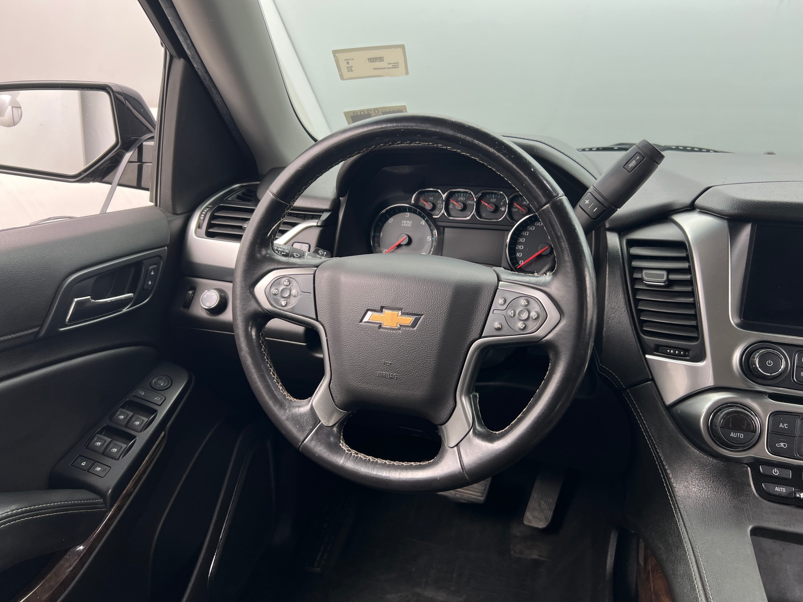 Thumbnail: 2019 Chevrolet Tahoe - 5