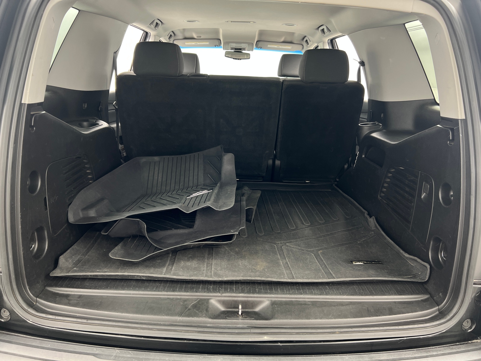 Thumbnail: 2019 Chevrolet Tahoe - 7