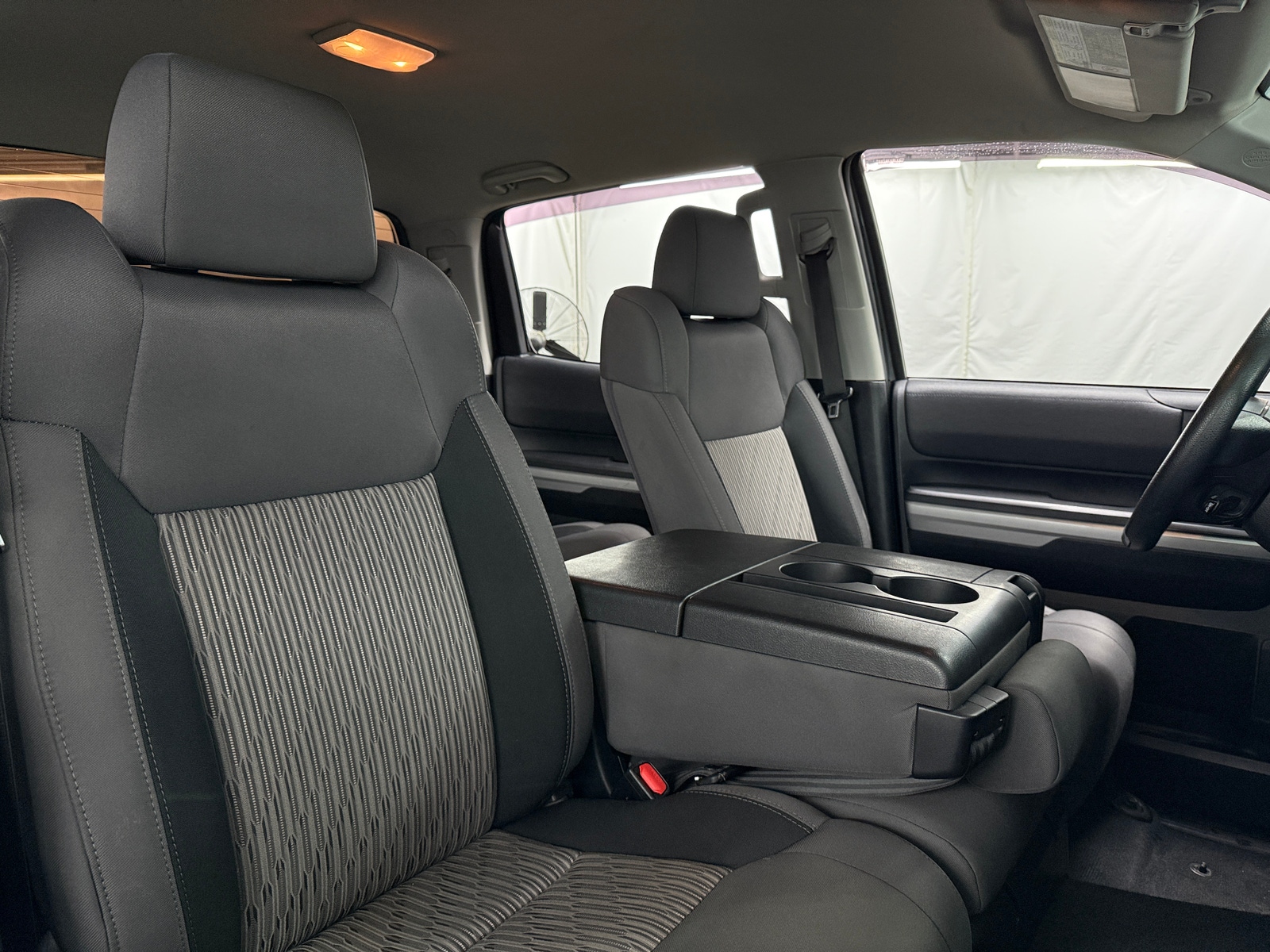 Thumbnail: 2016 Toyota Tundra - 2