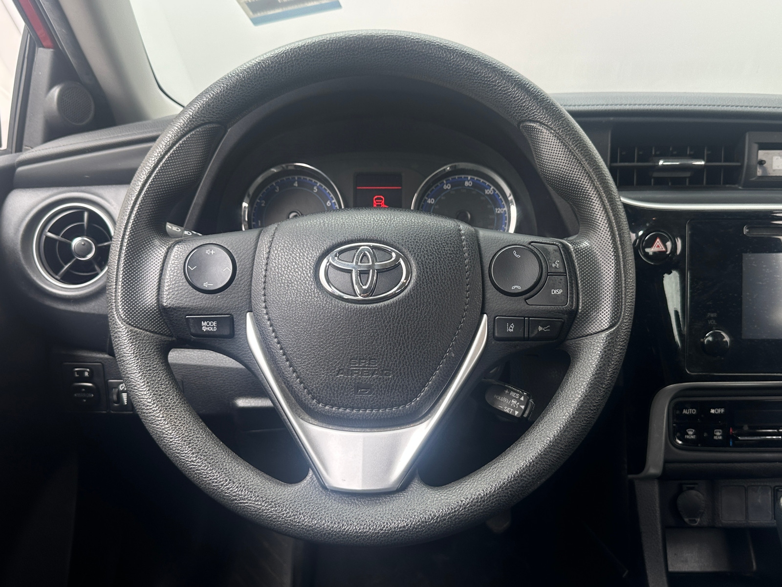 Thumbnail: 2017 Toyota Corolla - 5