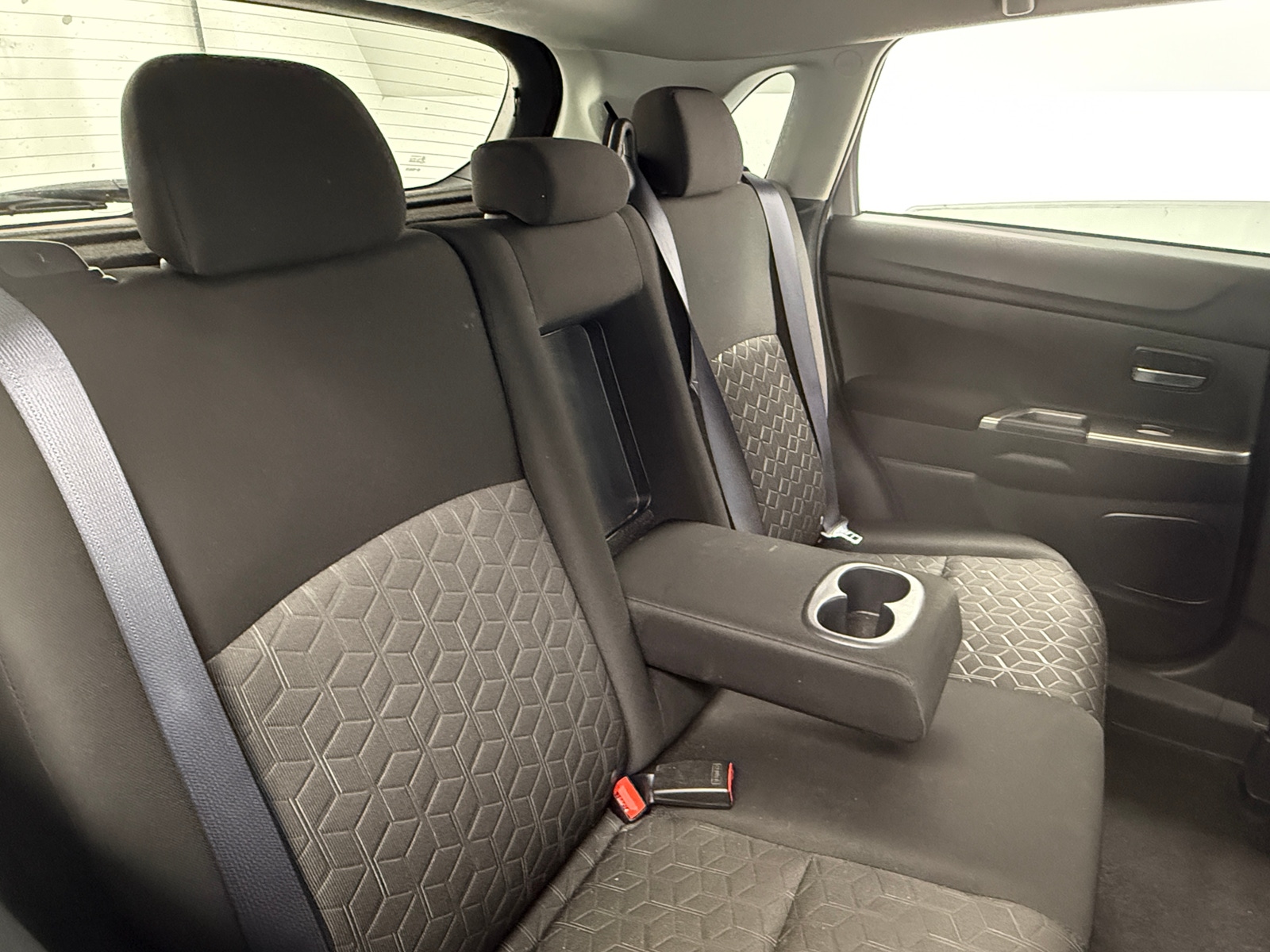 Thumbnail: 2021 Mitsubishi Outlander Sport - 6