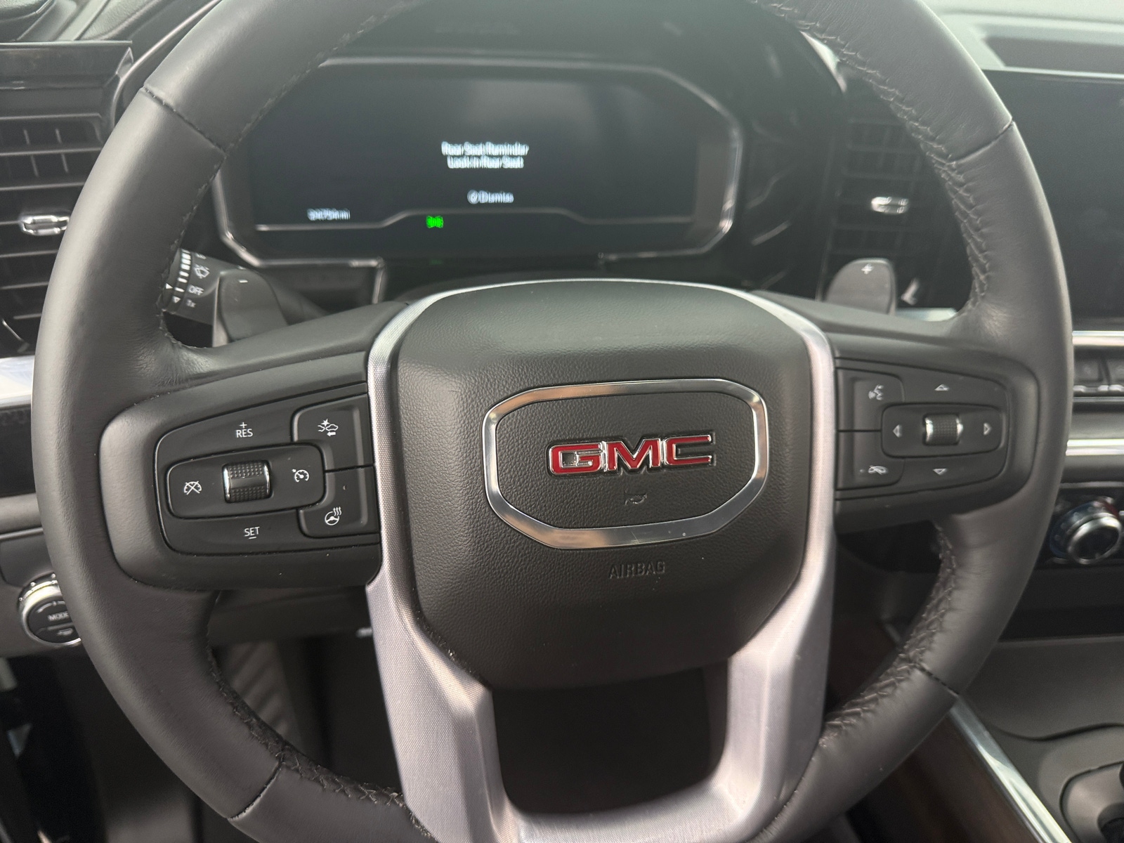 Thumbnail: 2023 GMC Sierra 1500 - 4