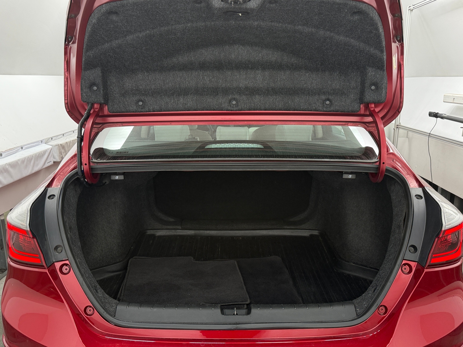 Thumbnail: 2022 Honda Insight - 7