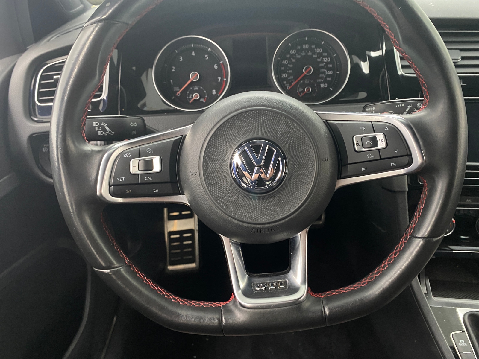 Thumbnail: 2018 Volkswagen Golf - 5