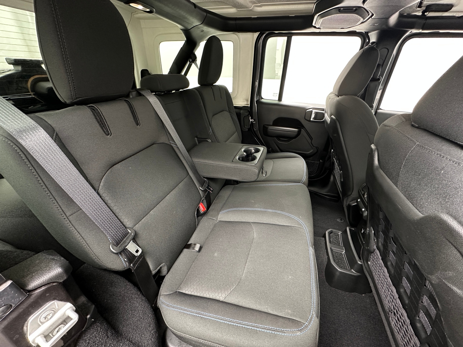 Thumbnail: 2023 Jeep Wrangler - 6