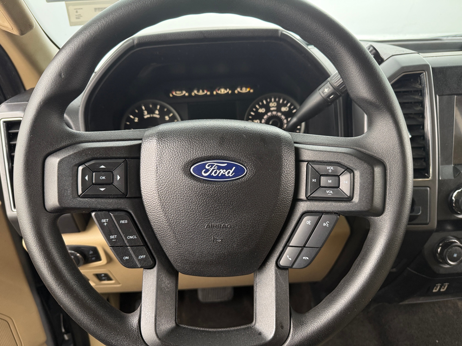 Thumbnail: 2020 Ford Econoline - 5