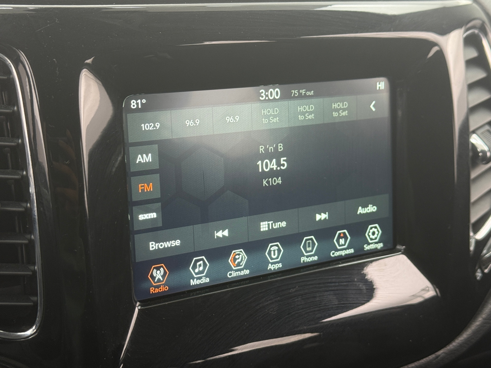 Thumbnail: 2019 Jeep Compass - 4