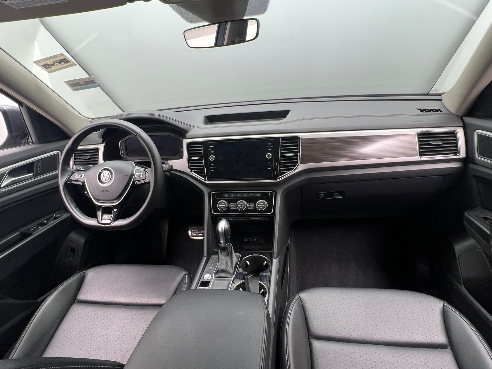 Thumbnail: 2019 Volkswagen Atlas - 2