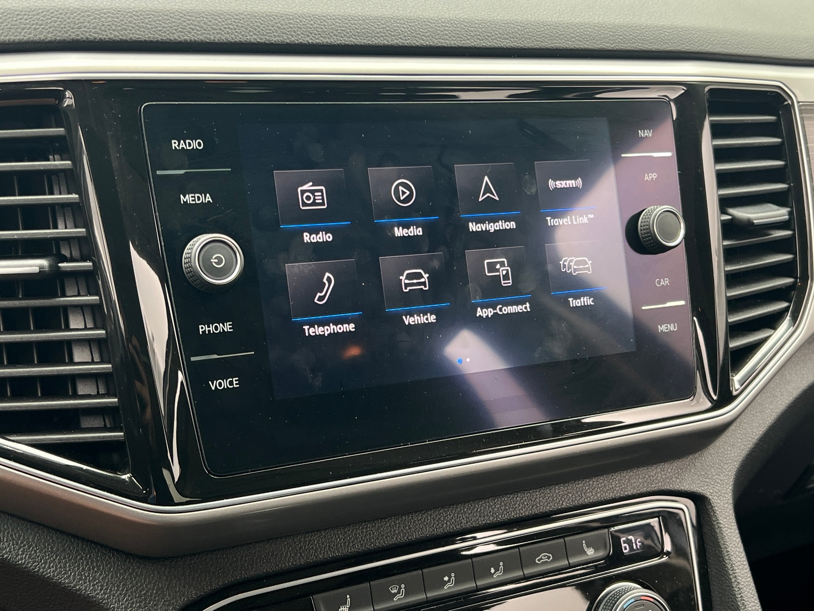 Thumbnail: 2019 Volkswagen Atlas - 3