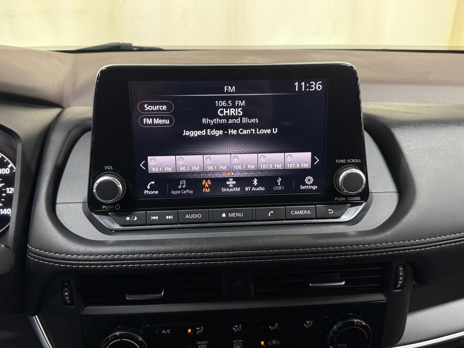 Thumbnail: 2023 Nissan Rogue - 4