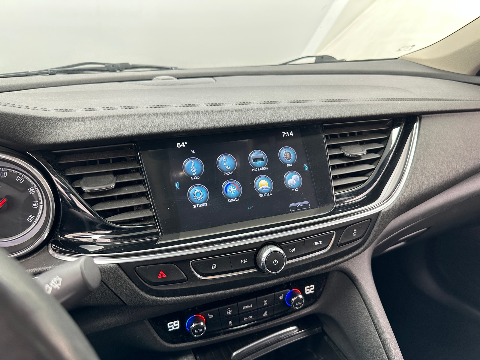 Thumbnail: 2018 Buick Regal - 3