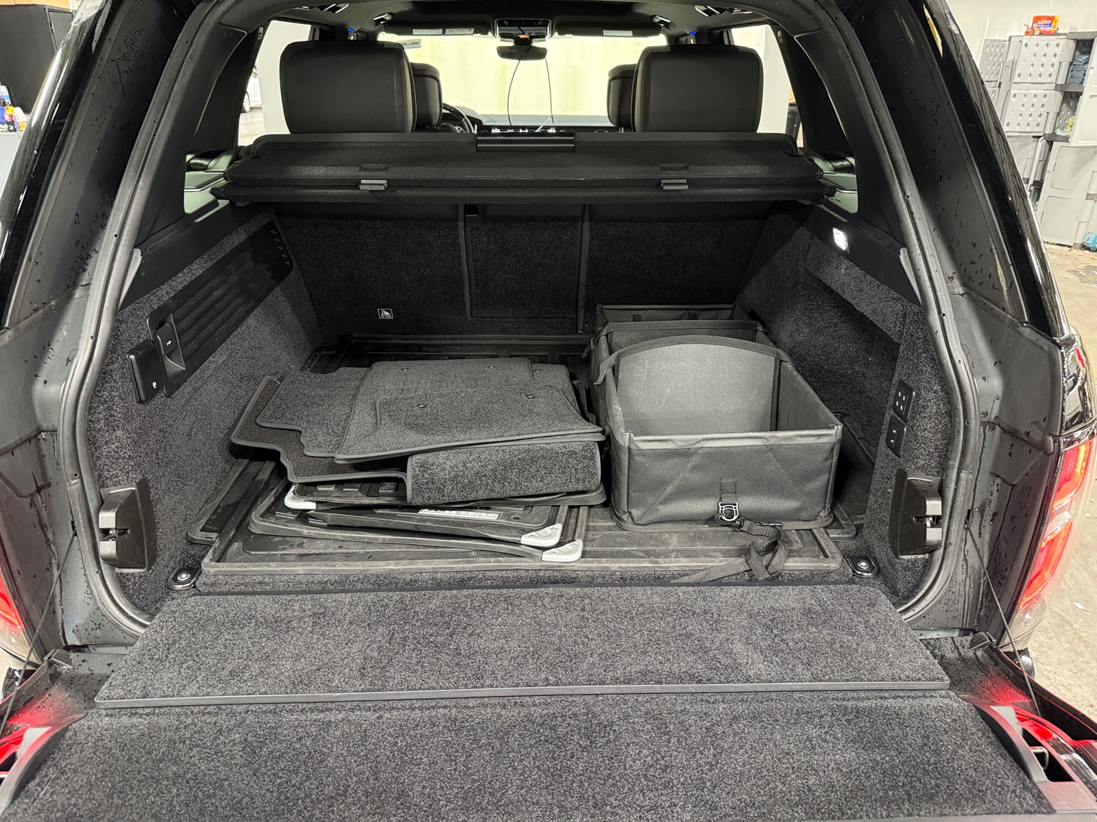 Thumbnail: 2020 Land Rover Range Rover - 6