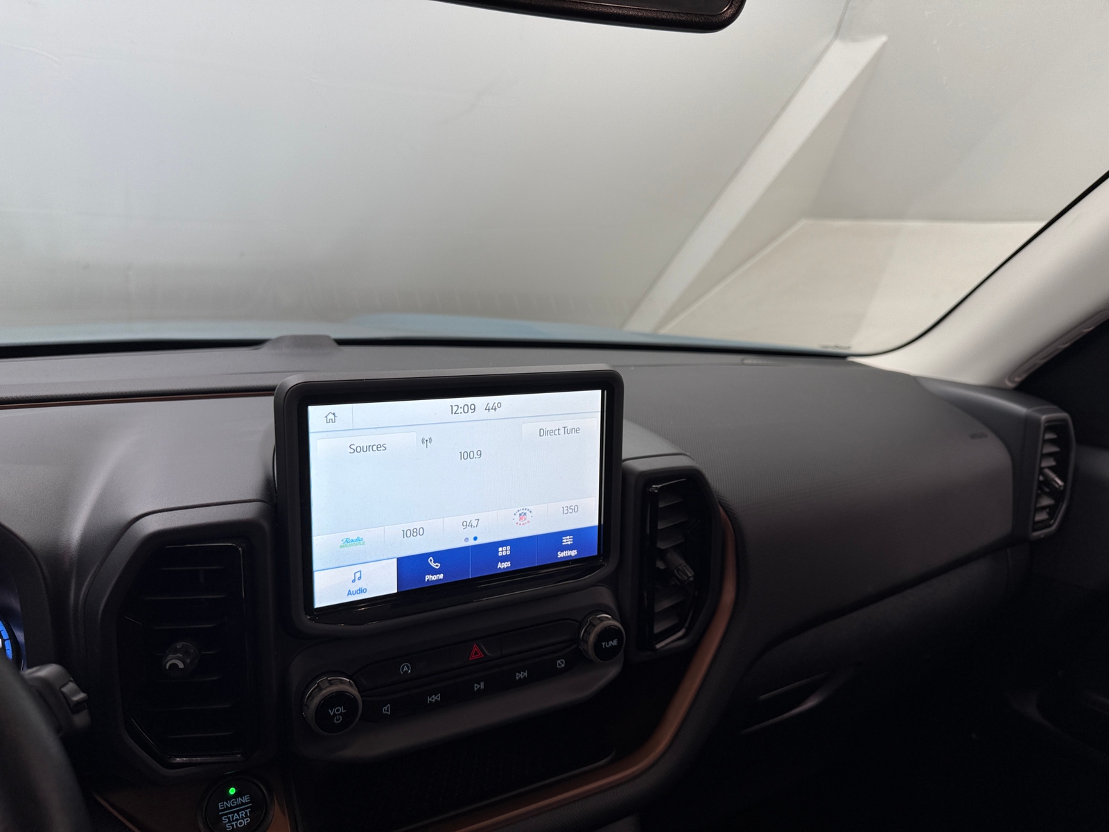 Thumbnail: 2021 Ford Bronco Sport - 3