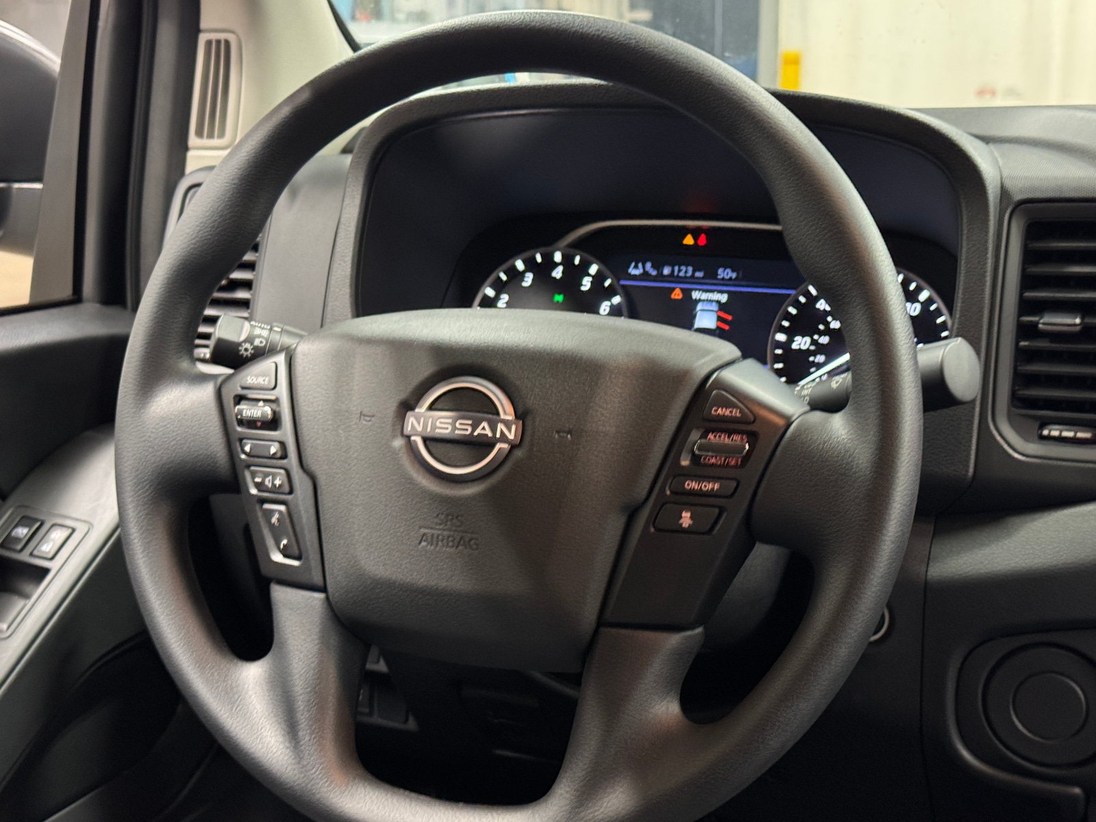 Thumbnail: 2024 Nissan Frontier - 5