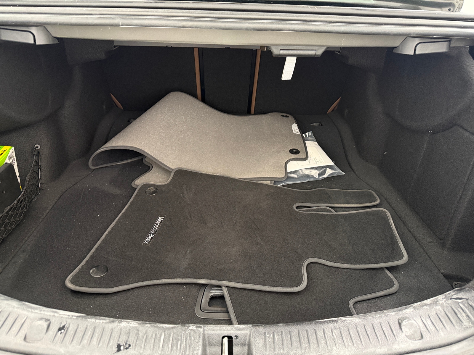 Thumbnail: 2022 Mercedes-Benz E-Class - 6