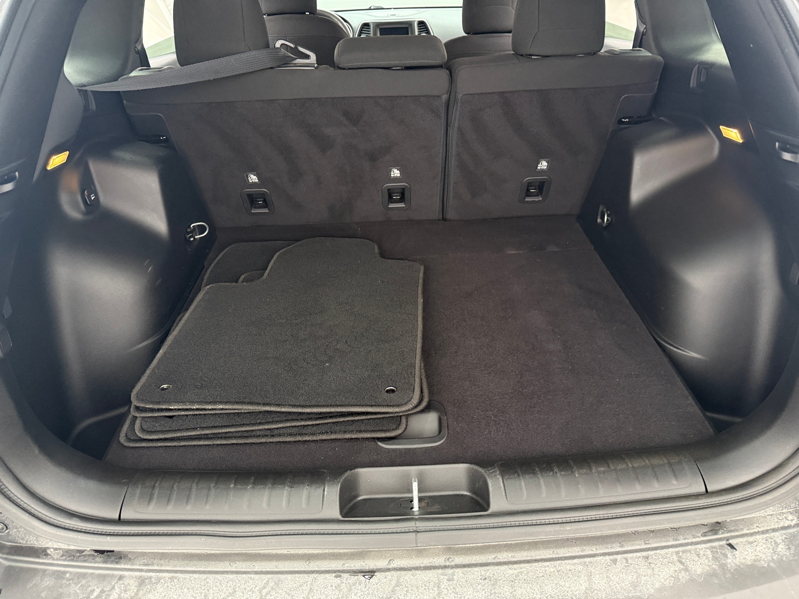 Thumbnail: 2021 Jeep Cherokee - 7