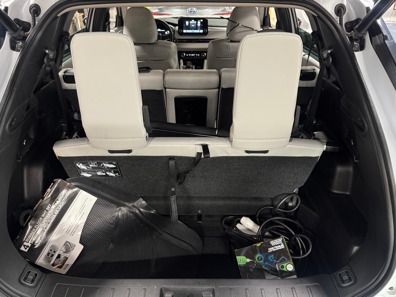 Thumbnail: 2023 Mitsubishi Outlander - 6