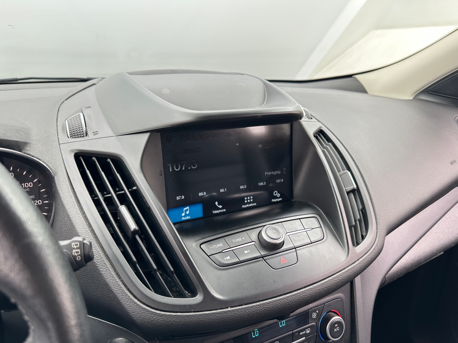 Thumbnail: 2019 Ford Escape - 3