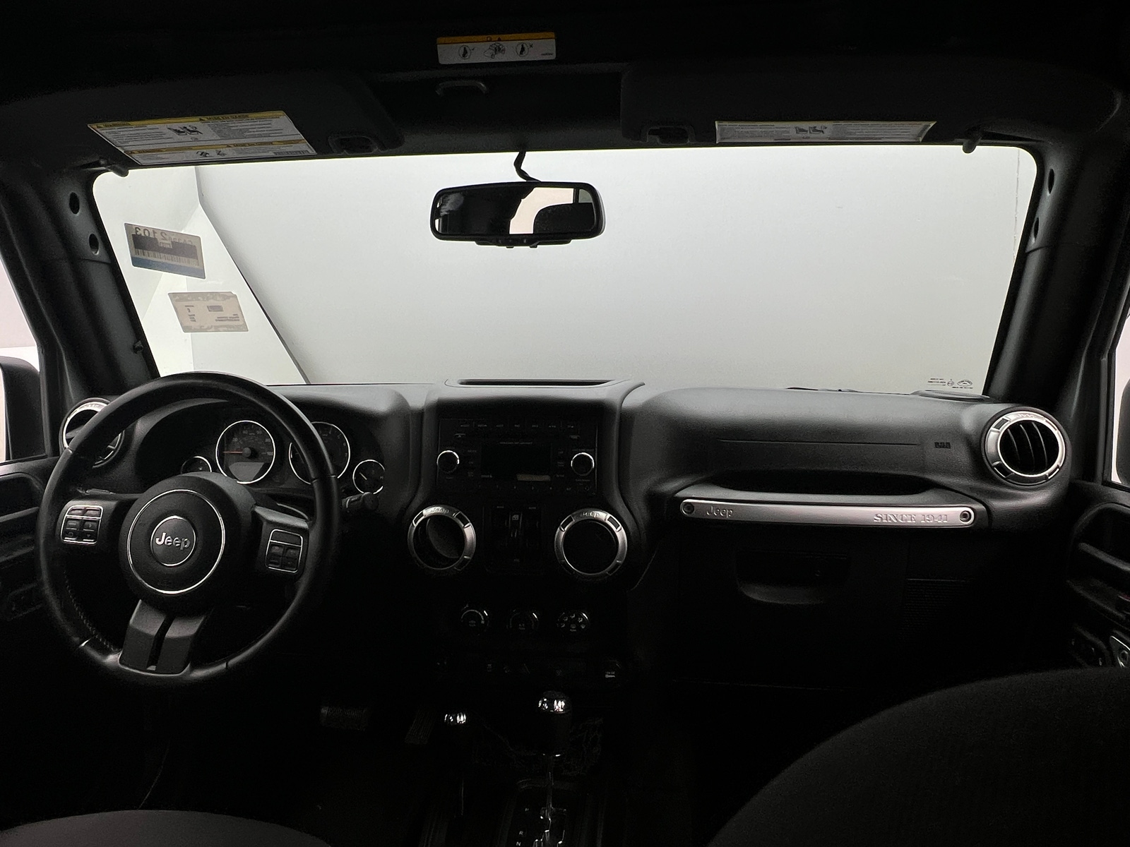 Thumbnail: 2017 Jeep Wrangler - 3