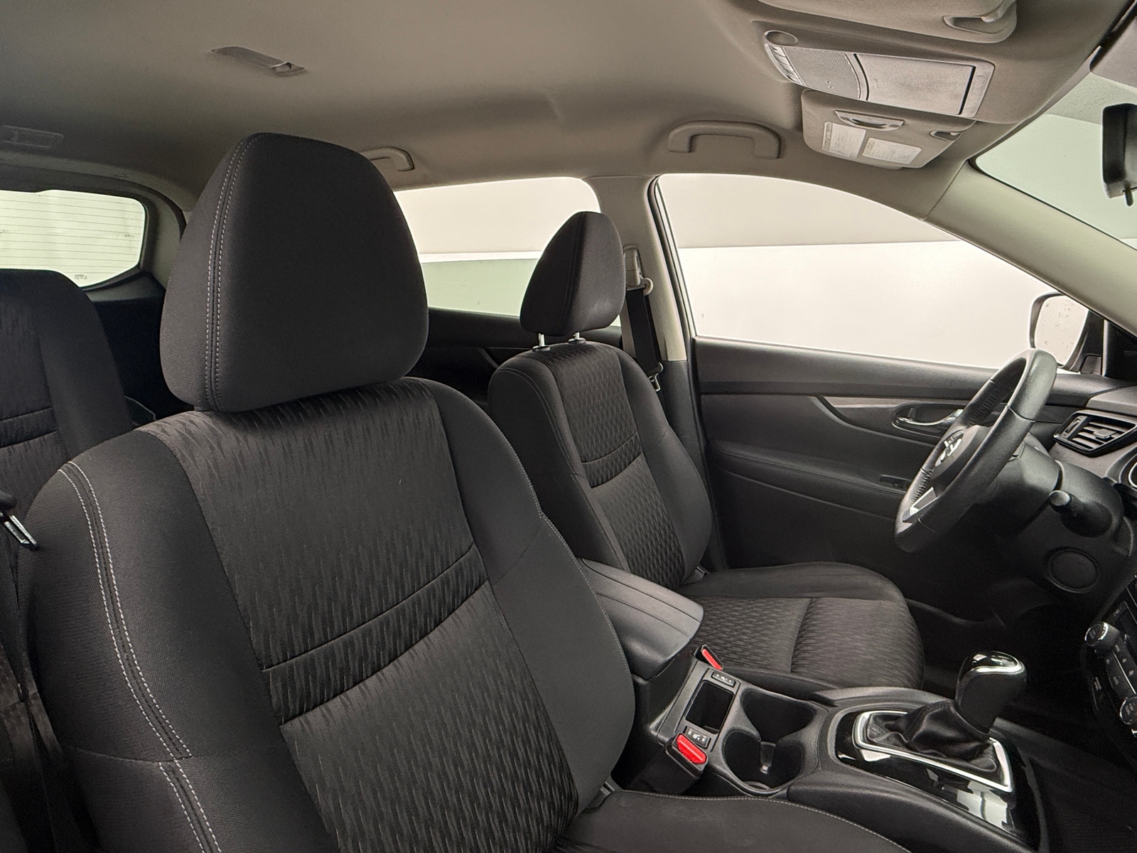 Thumbnail: 2019 Nissan Rogue - 2